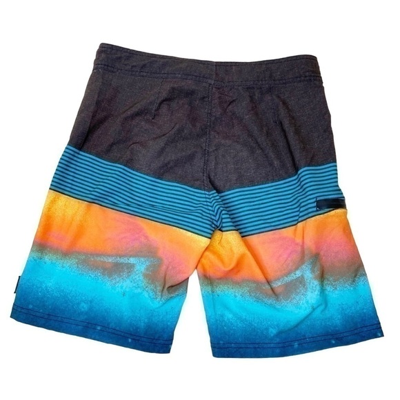 Beautiful Giant Mens Swim Board Shorts Sz 30 - Picture 2 of 6